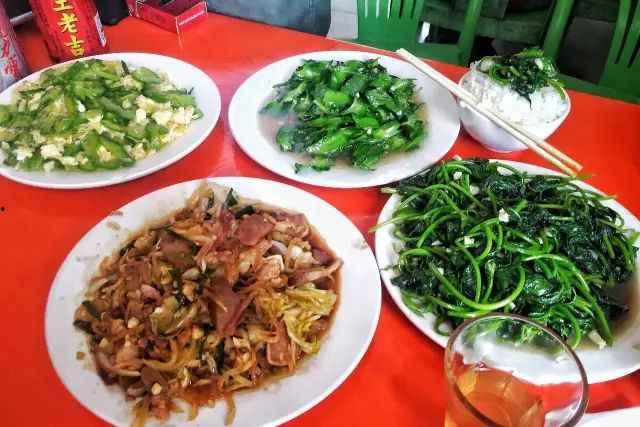 娱乐吃瓜新楼 凉拌吧,凉拌吧，揭秘娱乐圈幕后故事