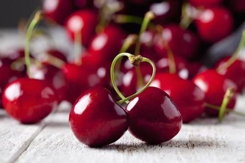 娱乐吃瓜酱车厘子,揭秘明星们的甜蜜生活